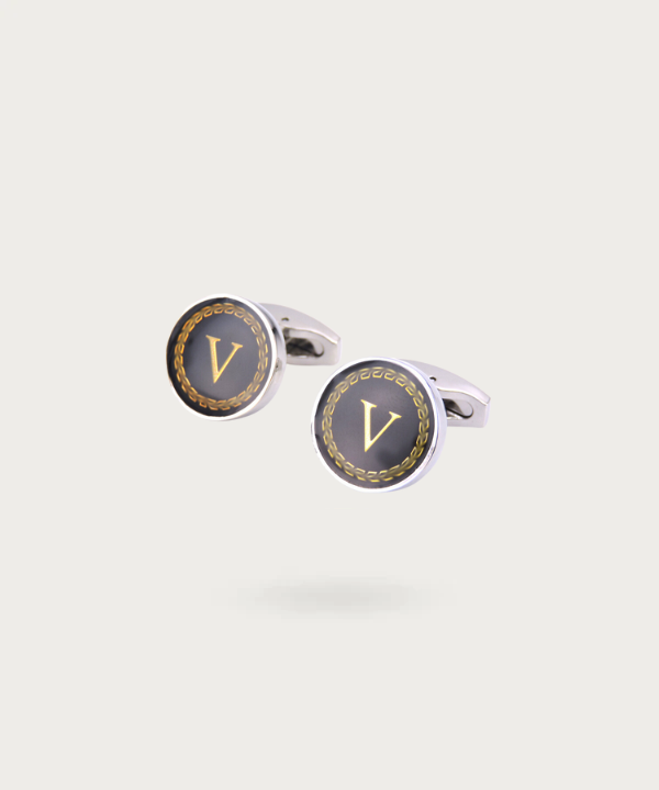 "Bouton de manchette personnalisable avec initial V - La Signature du Style"