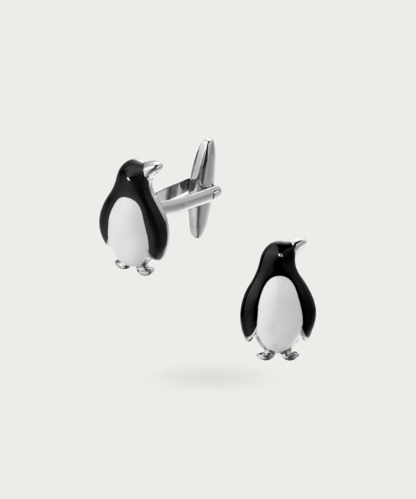 Boutons de manchette délicatement conçus en forme de pingouins